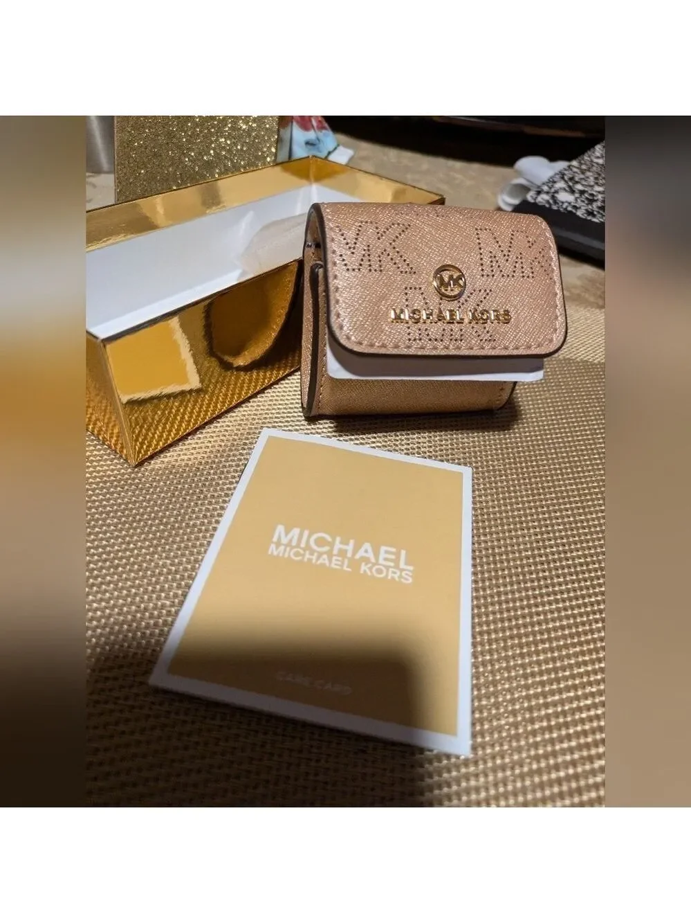 Michael Kors AirPods Pro Case Cover Charm Key Chain Rose Gold Box